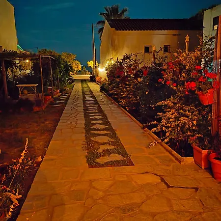 Anna's House 3 דירה *