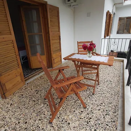 Anna's House 3 *