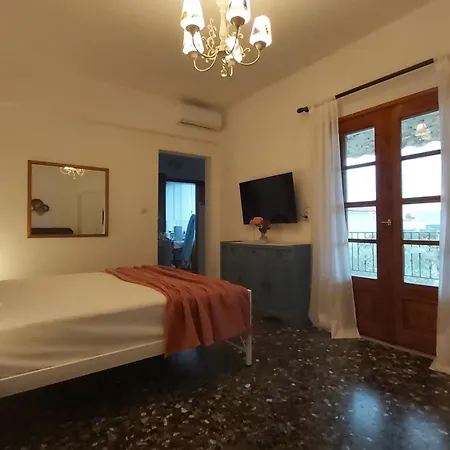 Anna's House 3 Psakoudia