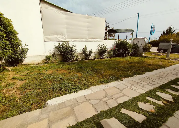 Anna's House 3 Psakoudia